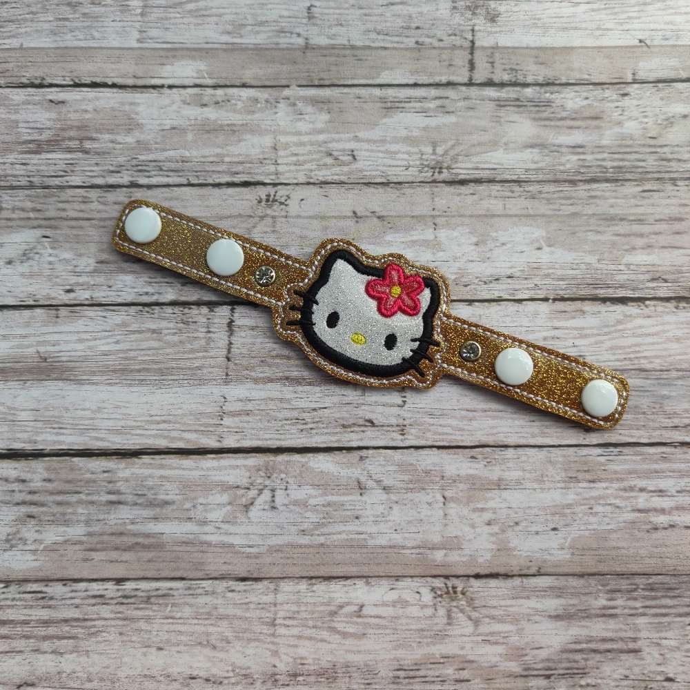 Hello Kitty ear saver mask extender
